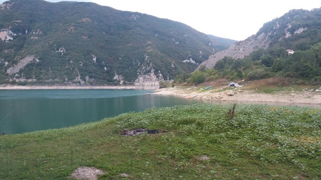 La Casetta Dei Desideri Poggio Bustone Exteriör bild